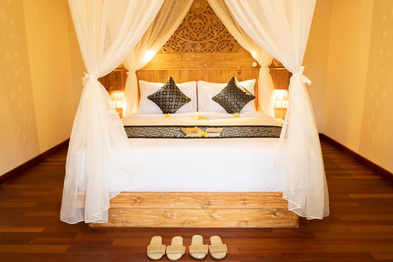 By Prasi Hotel 3*