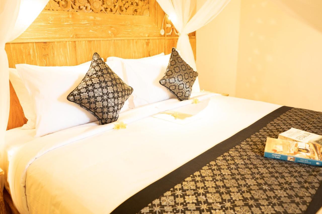 By Prasi Hotel 3*