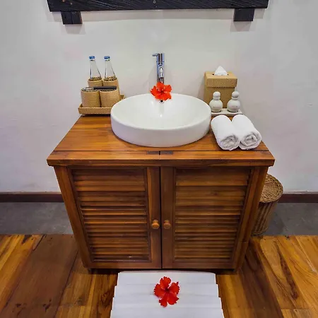 Ubud Inn Bagian luar foto